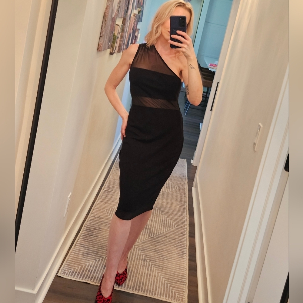Express Black One-Shoulder Sheer Panel Bodycon Dress - Size 8 - Picture 3 of 16